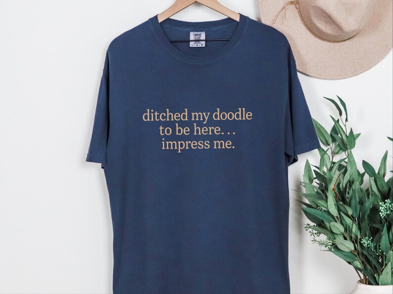 Camiseta para mamás de perros Doodle, regalo para dueños de perros Doodle, camiseta divertida para amantes de los perros, camiseta sarcástica para padres de mascotas. imagen 12