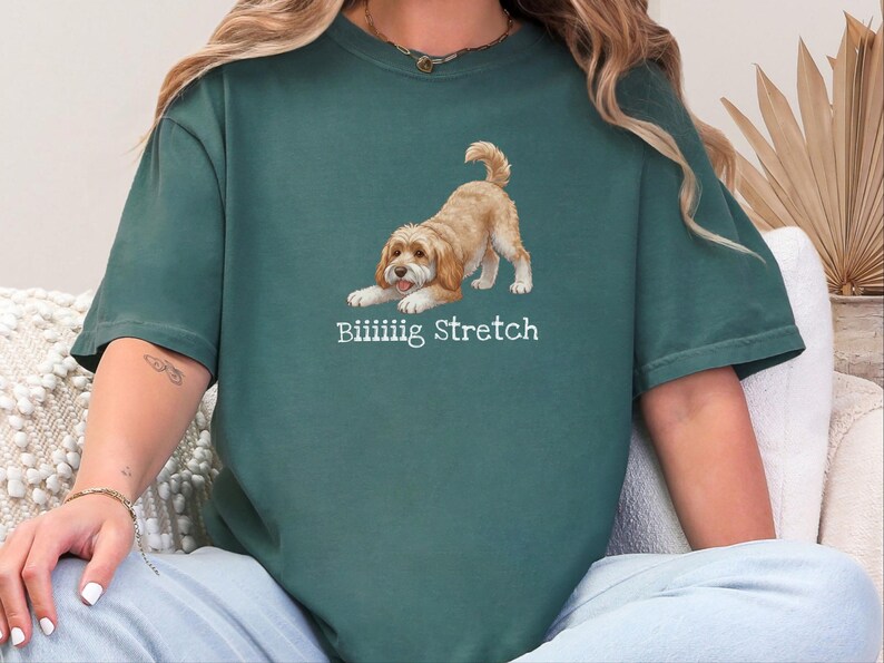 Camiseta divertida de Cockapoo de Comfort Colors, camiseta elástica extragrande, estampado artístico de perro Doodle juguetón, regalo para amantes de los Doodle marrones, regalo para mamás y papás de Cockapoo imagen 10
