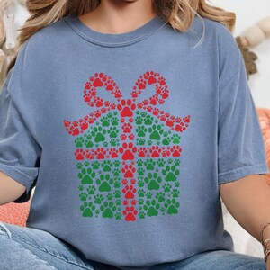 Christmas 2026 Shirt, Christmas Dog Mom Gift, Festive Pet Lover Tee, Holiday Dog Shirt image 5