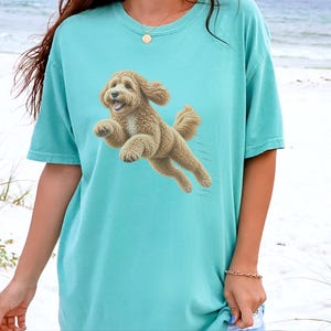 Camiseta Goldendoodle, Regalo para mamá Goldendoodle, Camiseta Perro Corredor, Regalo para papá Doodle, Camiseta Perro Rápido, Camiseta para Amantes de los Perros imagen 10