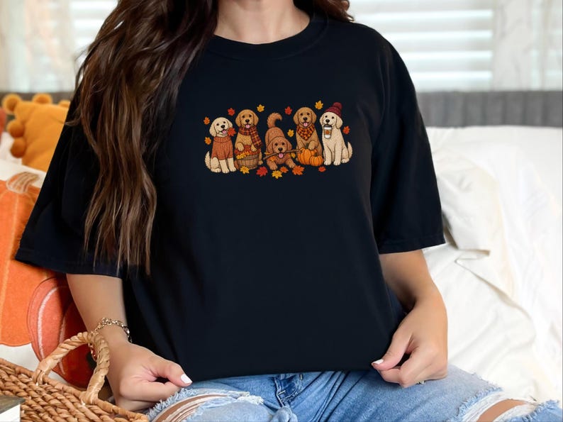 Herbst-Shirt mit Golden-Retriever-Motiv, Geschenk für Hundeliebhaber im Herbst, T-Shirt für Golden-Retriever-Mama, Sweatshirt mit Kürbismotiv, Kuschelige Kleidung für Welpen im Herbst Bild 6