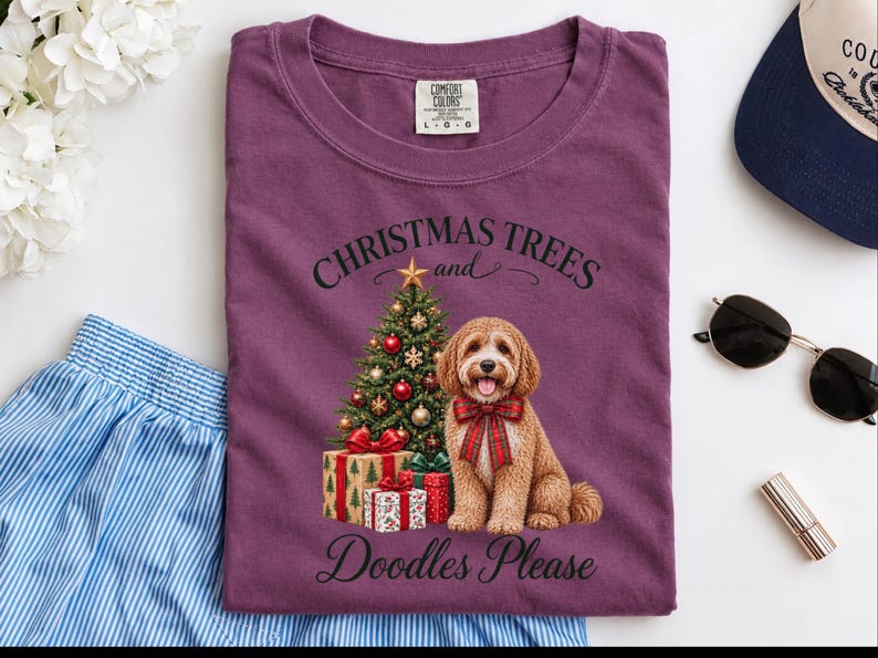 キャバプーのクリスマスシャツ、キャバプーママへのギフト、クリスマスツリーとドゥードル犬をお願いします、ドゥードル犬好きのシャツ、ホリデーペット好きへのギフト 画像 3