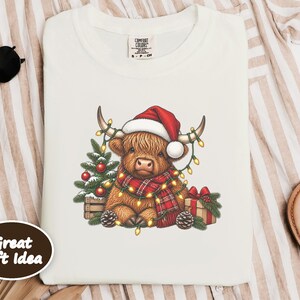 Highland Cow Christmas Shirt, Festive Highland Cow Gift, Christmas Lights Crewneck, Holiday Animal Sweater image 6