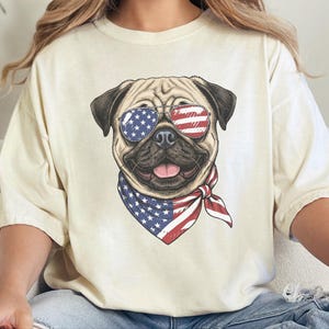 Comfort Colors Patriotisch Hondenshirt, Grappige Mopshond Sweatshirt, Patriotisch T-shirt met Amerikaanse Vlag en Mopshond, Shirt voor de Amerikaanse Onafhankelijkheidsdag (4 juli) afbeelding 8