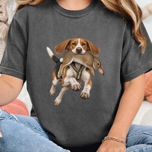 Camiseta de caza de beagle, regalo para cazadores de conejos, camiseta de perro sabueso, camiseta vintage para perros, regalo para deportistas al aire libre imagen 1