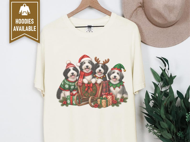 Sheepadoodle Christmas Shirt, Holiday Dog Lover Gift, Festive Puppy Shirt, Sheepadoodle Mom Tee, Cute Xmas Dog Apparel Bild 8