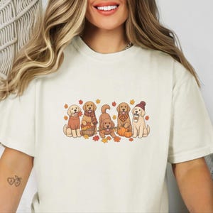 Herbst-Shirt mit Golden-Retriever-Motiv, Geschenk für Hundeliebhaber im Herbst, T-Shirt für Golden-Retriever-Mama, Sweatshirt mit Kürbismotiv, Kuschelige Kleidung für Welpen im Herbst Bild 9
