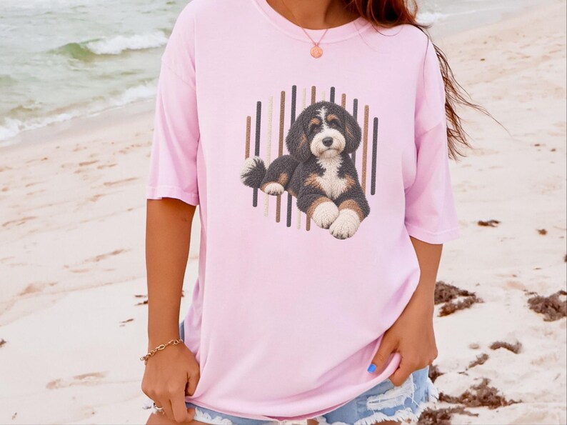 Bernedoodle shirt, cadeau voor Bernedoodle-moeder, driekleurige Bernedoodle, Doodle hondenshirt, cadeau voor Bernedoodle-eigenaar afbeelding 3