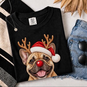 Maglietta natalizia con bulldog francese, regalo per la mamma di un cane per le feste, felpa festiva con bulldog francese, maglietta natalizia con cucciolo, per gli amanti del bulldog francese immagine 6