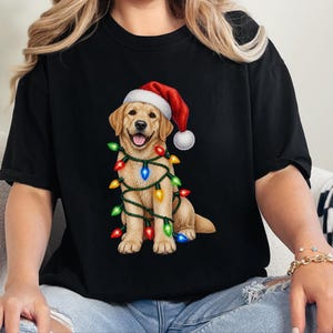 Maglietta natalizia per cani, regalo di Natale per Labrador giallo, maglietta per amanti dei cani per le feste, felpa natalizia per Labrador immagine 1