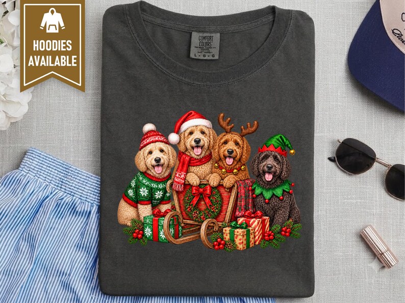 Goldendoodle Christmas Shirt, Holiday Dog Lover Gift, Festive Puppy Sweatshirt, Winter Doodle Tee afbeelding 4