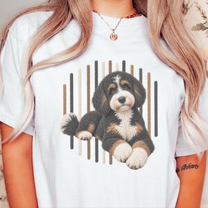 Bernedoodle shirt, cadeau voor Bernedoodle-moeder, driekleurige Bernedoodle, Doodle hondenshirt, cadeau voor Bernedoodle-eigenaar afbeelding 5