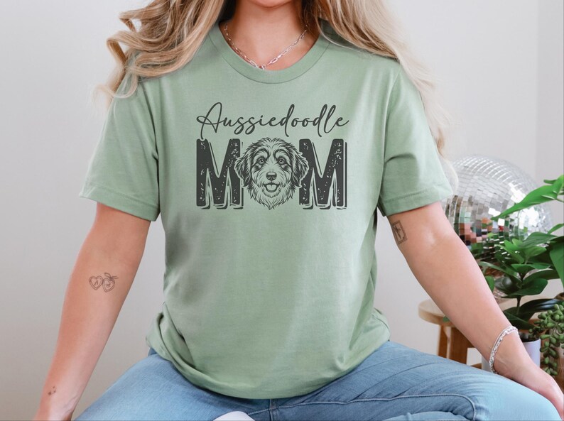 Camiseta de mamá de Aussiedoodle, camiseta de Doodle Mama, regalo personalizado para amantes de los perros, camiseta divertida para amantes del Aussie Doodle, camiseta de Doodle Mama imagen 7