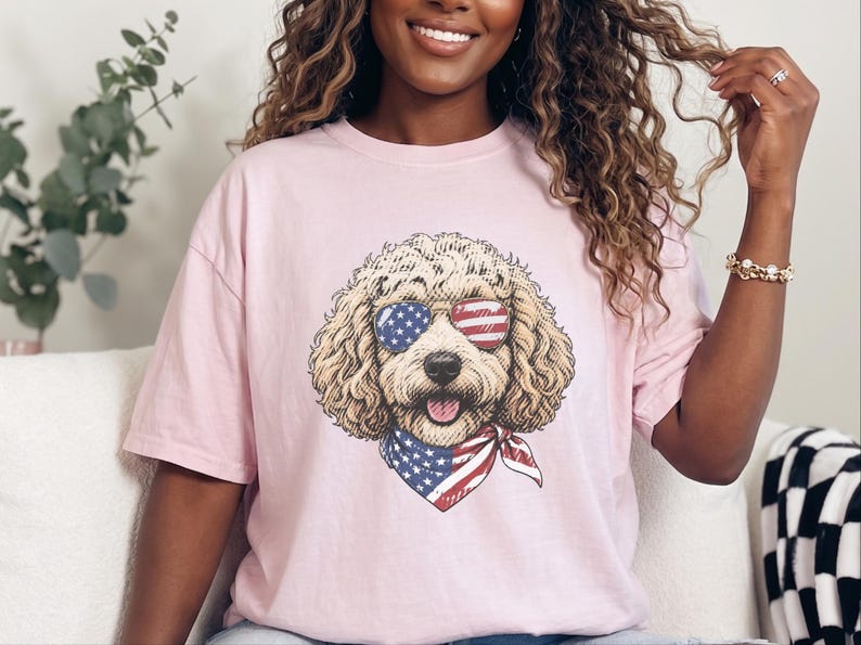 Comfort Colors Patriotic Maltipoo Dog Mom Shirt, 4th of July American Dog Lover Tee, USA Independence Day Maltipoo Owner T-Shirt imagen 1