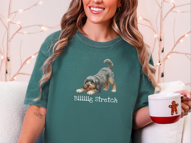 Camiseta elástica grande Comfort Colors Aussiedoodle Art, regalo divertido para amantes de los perros Doodle, camiseta para nuevos dueños de cachorros, para mamás y papás Goldendoodle, camiseta divertida para mascotas imagen 9