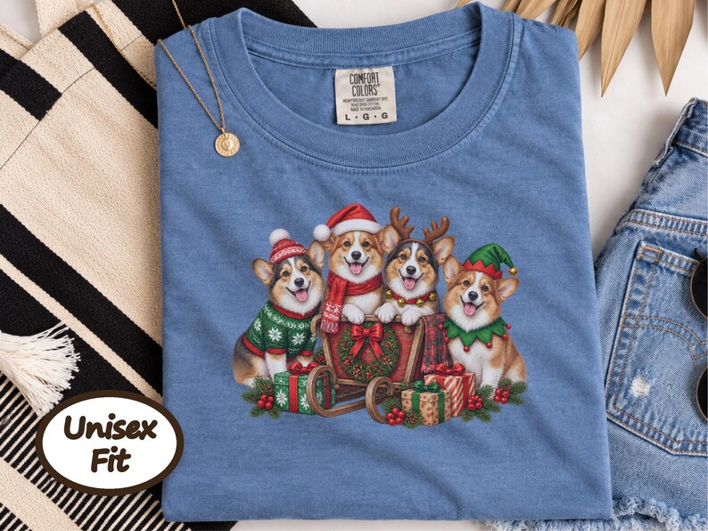 Corgi Christmas Shirt, Holiday Dog Shirt, Corgi Mom Gift, Festive Puppy Top, Dog Lover Gift Bild 7
