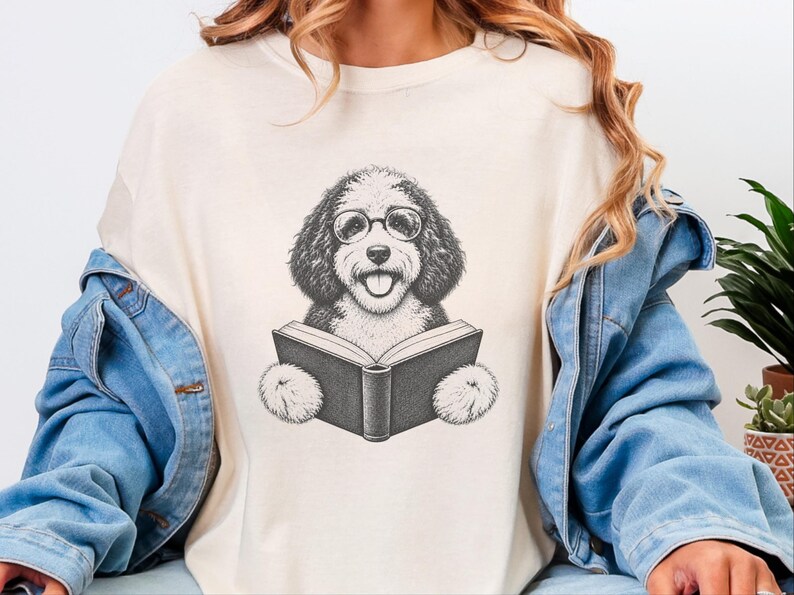 Camiseta de lectura para Sheepadoodle, camiseta para perros lectores, regalo para mamás de Sheepadoodle, regalo para amantes de los perros y los libros, camiseta vintage de biblioteca, camiseta para clubes de lectura imagen 3