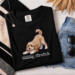 Camiseta divertida de Cockapoo de Comfort Colors, camiseta elástica extragrande, estampado artístico de perro Doodle juguetón, regalo para amantes de los Doodle marrones, regalo para mamás y papás de Cockapoo imagen 9