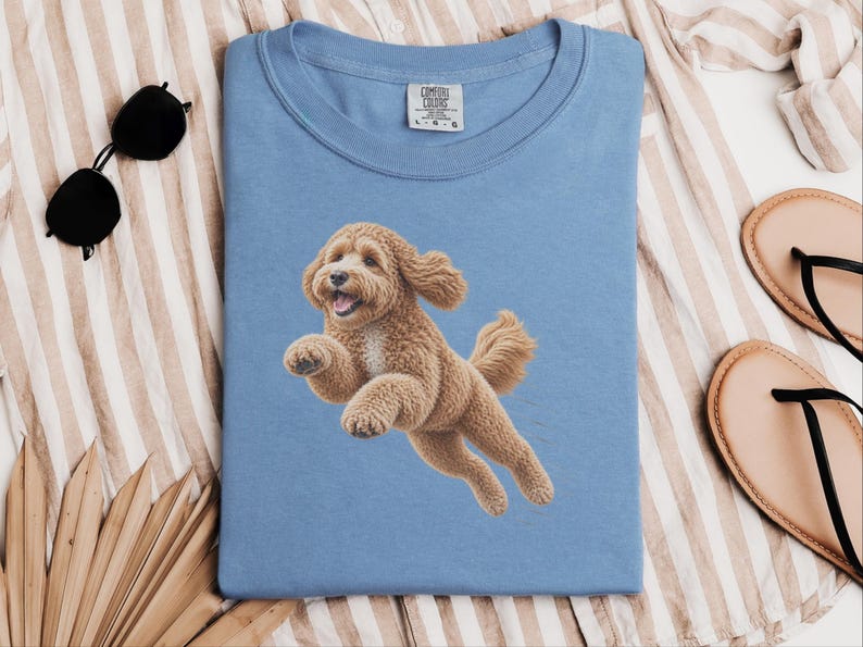 Camiseta Goldendoodle, Regalo para mamá Goldendoodle, Camiseta Perro Corredor, Regalo para papá Doodle, Camiseta Perro Rápido, Camiseta para Amantes de los Perros imagen 4