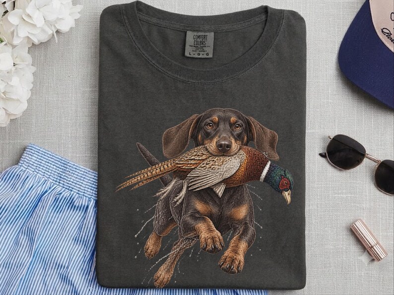Camiseta de caza de teckel, regalo de caza de faisanes, camiseta de perro salchicha, camiseta de perro de caza de aves, regalo de cazador de tierras altas imagen 8