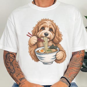 Koszulka Cavapoo, prezent dla miłośnika Cavapoo, koszulka z ramenem, prezent dla mamy Cavapoo, koszulka dla miłośnika makaronu, prezent dla japońskiego jedzenia, bluza z ramenem zdjęcie 4