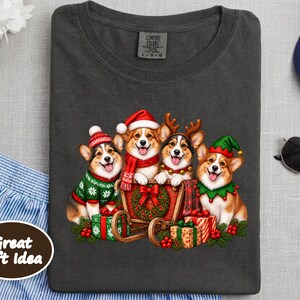 Corgi Christmas Shirt, Holiday Dog Shirt, Corgi Mom Gift, Festive Puppy Top, Dog Lover Gift Bild 4