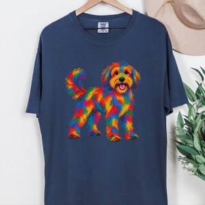Camiseta de perro Schnoodle, regalo para dueños de Schnoodle, arte de perros colorido, camiseta con estampado de garabatos, ropa para amantes de los perros imagen 3