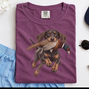 Camiseta de caza de teckel, regalo de caza de faisanes, camiseta de perro salchicha, camiseta de perro de caza de aves, regalo de cazador de tierras altas imagen 3