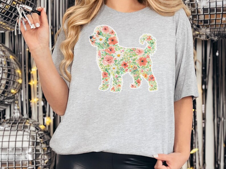 Maglietta con motivo Aussie Doodle, silhouette floreale Australian Doodle, schizzo botanico di cane, regalo per amanti degli animali ad acquerello, design floreale primaverile immagine 4