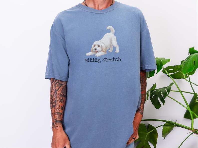 Comfort Colors Maltipoo Mom Shirt Biiiiig Stretch, Funny Dog Lover Gift, Playful Puppy Doodle Parent Tee, Cute White Maltese Poodle Animal image 2