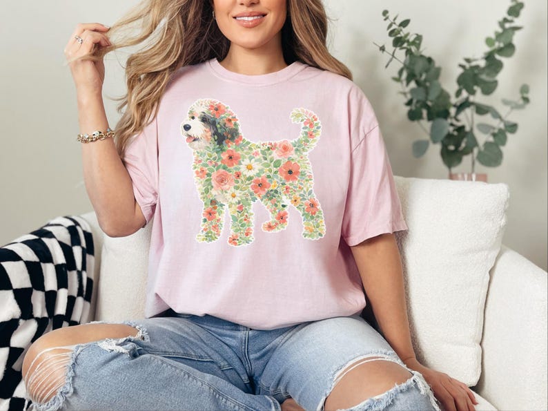 Comfort Colors Bernedoodle T-shirt, bloemensilhouet, cadeau voor hondenliefhebbers, T-shirt, tuinkunst voor hondenmoeders en -vaders, botanische huisdiereigenaar, Bernedoodle T-shirt afbeelding 12