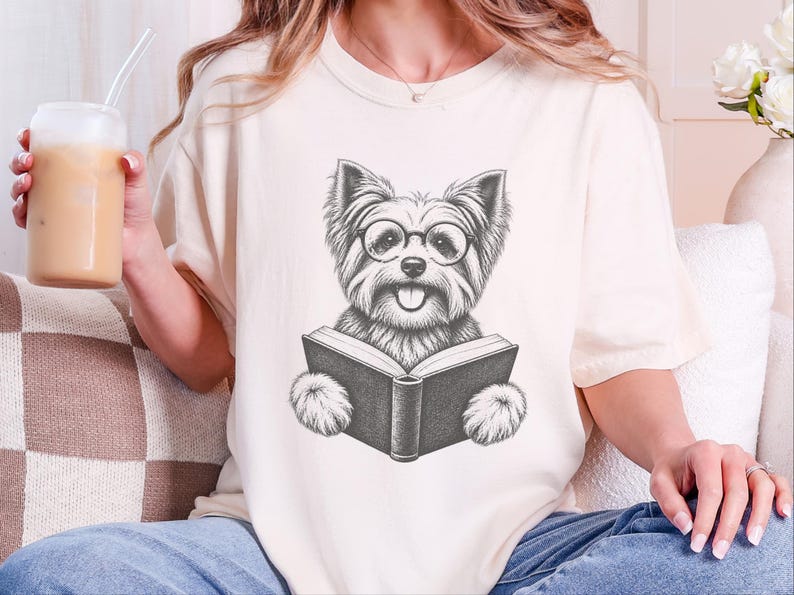 Maglietta con Yorkshire Terrier che legge, regalo per amanti dei libri e dei cani, maglietta con Yorkshire Terrier, regalo per appassionati di libri, maglietta per amanti della biblioteca, maglietta per appassionati di lettura immagine 9