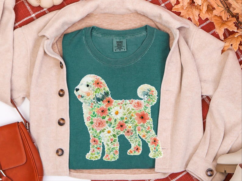 Wydruk artystyczny z owczarkiem w kolorach Comfort Colors, koszulka z kwiatowym motywem owczarka, prezent dla miłośnika psów z motywem botanicznym, spersonalizowany portret zwierzaka, koszulka dla mamy z rysunkiem zdjęcie 8