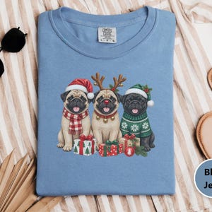 Christmas Pug Sweatshirt, Pug Christmas Gift, Holiday Dog Shirt, Pug Lover Sweatshirt, Festive Puppy Crewneck, Pug Mom Gift