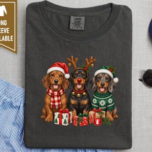 Christmas Dachshund Sweatshirt, Holiday Wiener Dog Shirt, Doxie Mom Gift, Festive Puppy Crewneck, Christmas Dog Lover Gift afbeelding 8