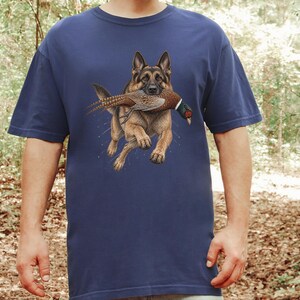 T-shirt met Duitse Herder, cadeau voor fazantenjacht, T-shirt met natuurafbeeldingen, T-shirt voor hondenliefhebbers, cadeau-idee voor jagers, cadeau voor een Duitse Herder afbeelding 6