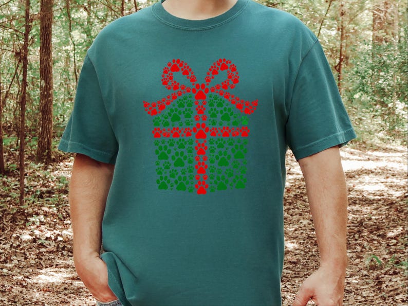 Christmas 2026 Shirt, Christmas Dog Mom Gift, Festive Pet Lover Tee, Holiday Dog Shirt image 7
