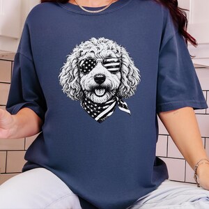 T-shirt Comfort Colors Goldendoodle patriotique, T-shirt Doodle pour la fête de l'Indépendance du 4 juillet, Haut pour propriétaire de chien rouge, blanc et bleu aux couleurs américaines image 9
