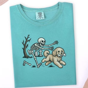 Camiseta de Halloween para Maltipoo, Camiseta de perro esqueleto, Regalo divertido de Halloween para perros, Camiseta espeluznante para dueños de mascotas, Camiseta para amantes de los Maltipoo imagen 7