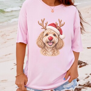 Camiseta de Natal com Maltipoo, Presente para Cachorro com Gorro de Papai Noel, Moletom de Natal para Pet, Camiseta com Filhote de Rena, Roupa de Natal para Amantes de Cães imagem 4