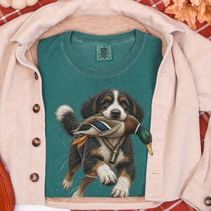 Bernedoodle jachtshirt, cadeau voor watervogeljager, shirt voor eendenjacht, T-shirt voor sportieve honden, cadeau voor Bernedoodle-eigenaar afbeelding 6