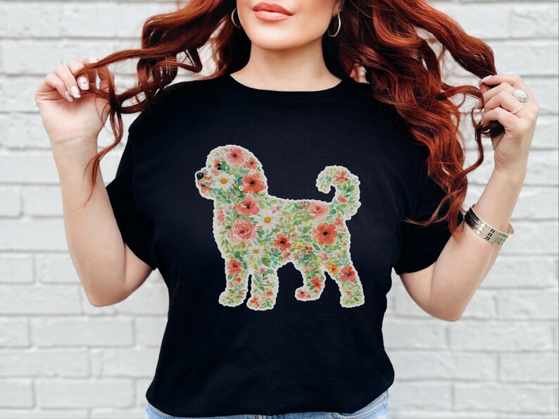 Maglietta con motivo Aussie Doodle, silhouette floreale Australian Doodle, schizzo botanico di cane, regalo per amanti degli animali ad acquerello, design floreale primaverile immagine 3