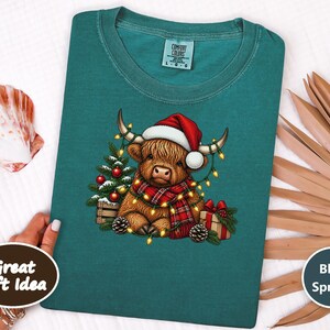 Highland Cow Christmas Shirt, Festive Highland Cow Gift, Christmas Lights Crewneck, Holiday Animal Sweater image 10