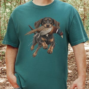 Camiseta de caza de teckel, regalo de caza de faisanes, camiseta de perro salchicha, camiseta de perro de caza de aves, regalo de cazador de tierras altas imagen 2