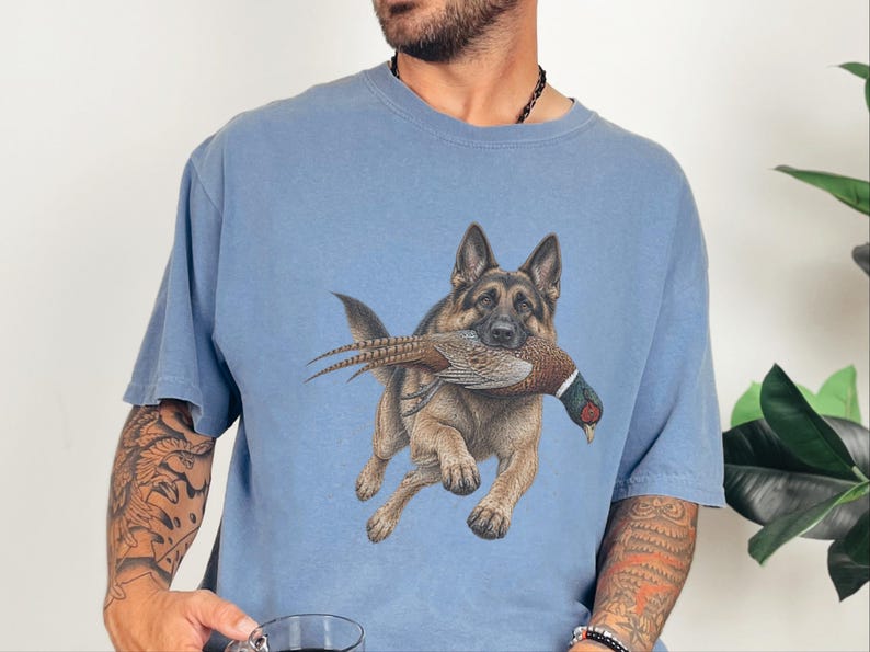 T-shirt met Duitse Herder, cadeau voor fazantenjacht, T-shirt met natuurafbeeldingen, T-shirt voor hondenliefhebbers, cadeau-idee voor jagers, cadeau voor een Duitse Herder afbeelding 4