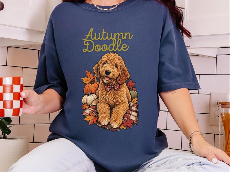Koszulka dla psa w jesiennych kolorach Comfort Colors, koszulka dla mamy Goldendoodle, koszulka z jesiennym motywem Doodle, strój na Święto Dziękczynienia dla miłośnika psów Labradoodle, prezent dla miłośnika Doodle zdjęcie 1