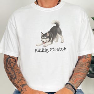 Comfort Colors Husky-Hundeshirt, extra großes Stretch-T-Shirt mit sibirischem Husky-Motiv, lustiges schwarz-weißes Oberteil für Haustierbesitzer, Tier-T-Shirt, lustiges Husky-T-Shirt Bild 6