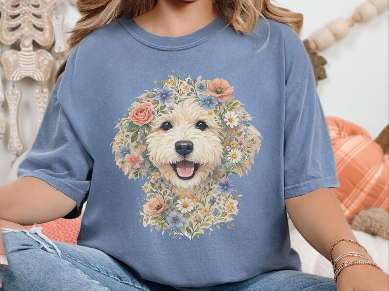 Comfort Colors Doodle Dog Gift, Golden Doodle Floral Tee, Watercolor Dog Art, Goldendoodle Owner Gift, Spring Summer, Goldendoodle Print immagine 5