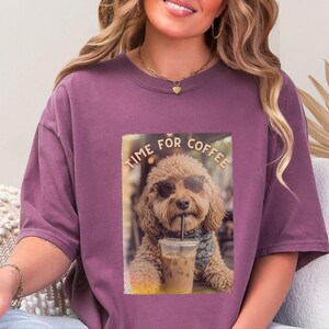 Koszulka Comfort Colors Dog Coffee, koszulka Time For Coffee | Bluza Goldendoodle Labradoodle Aussiedoodle | Znawca mrożonej kawy Cavapoo zdjęcie 7
