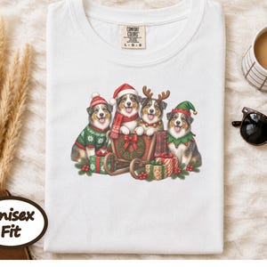 Christmas Australian Shepherd Shirt, Aussie Dog Mom Gift, Festive Holiday Sleigh Graphic Tee, Australian Christmas Sweatshirt afbeelding 4